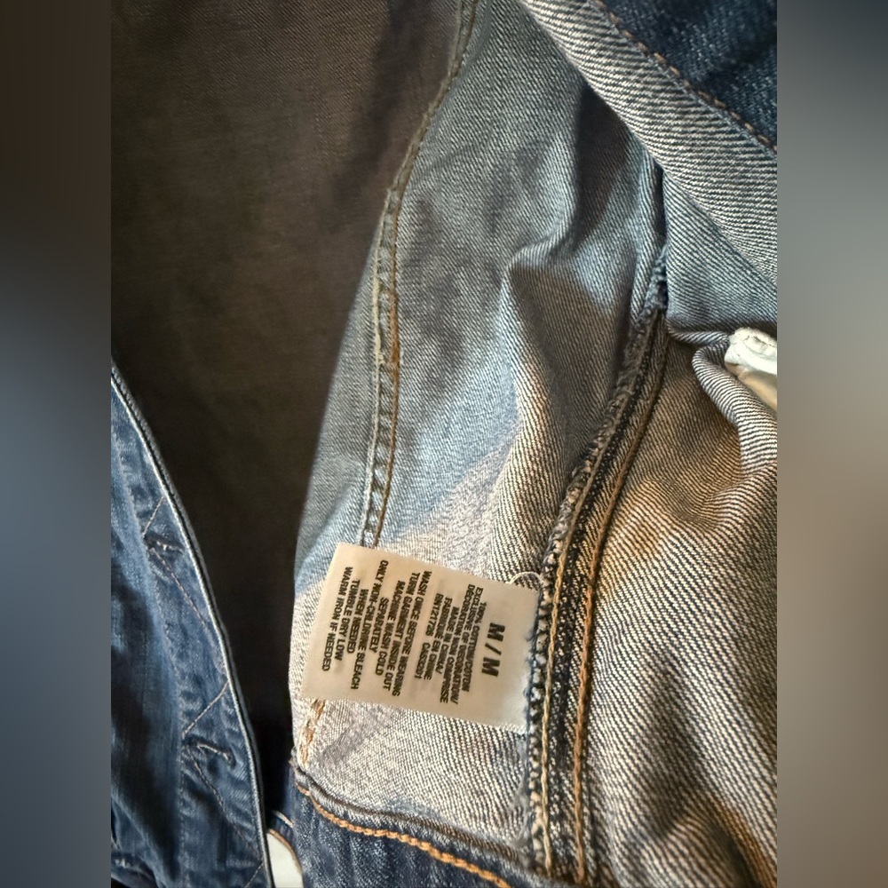 Aeropostale Classic Blue Denim Jacket. Size medium - Picture 10 of 12